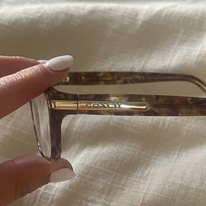 Coach frames